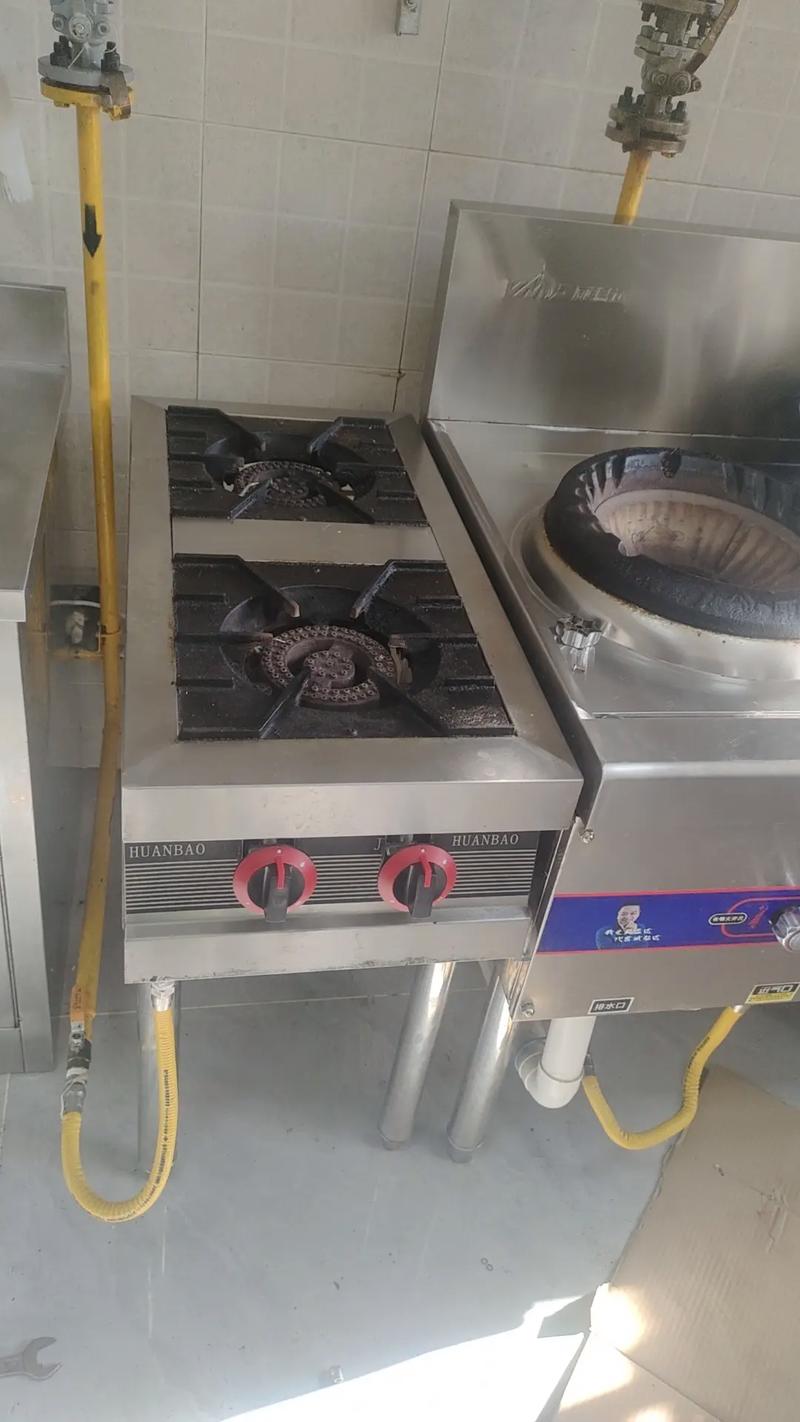 安装维修燃气灶具与家用电器 安全、专业、便捷的一站式服务