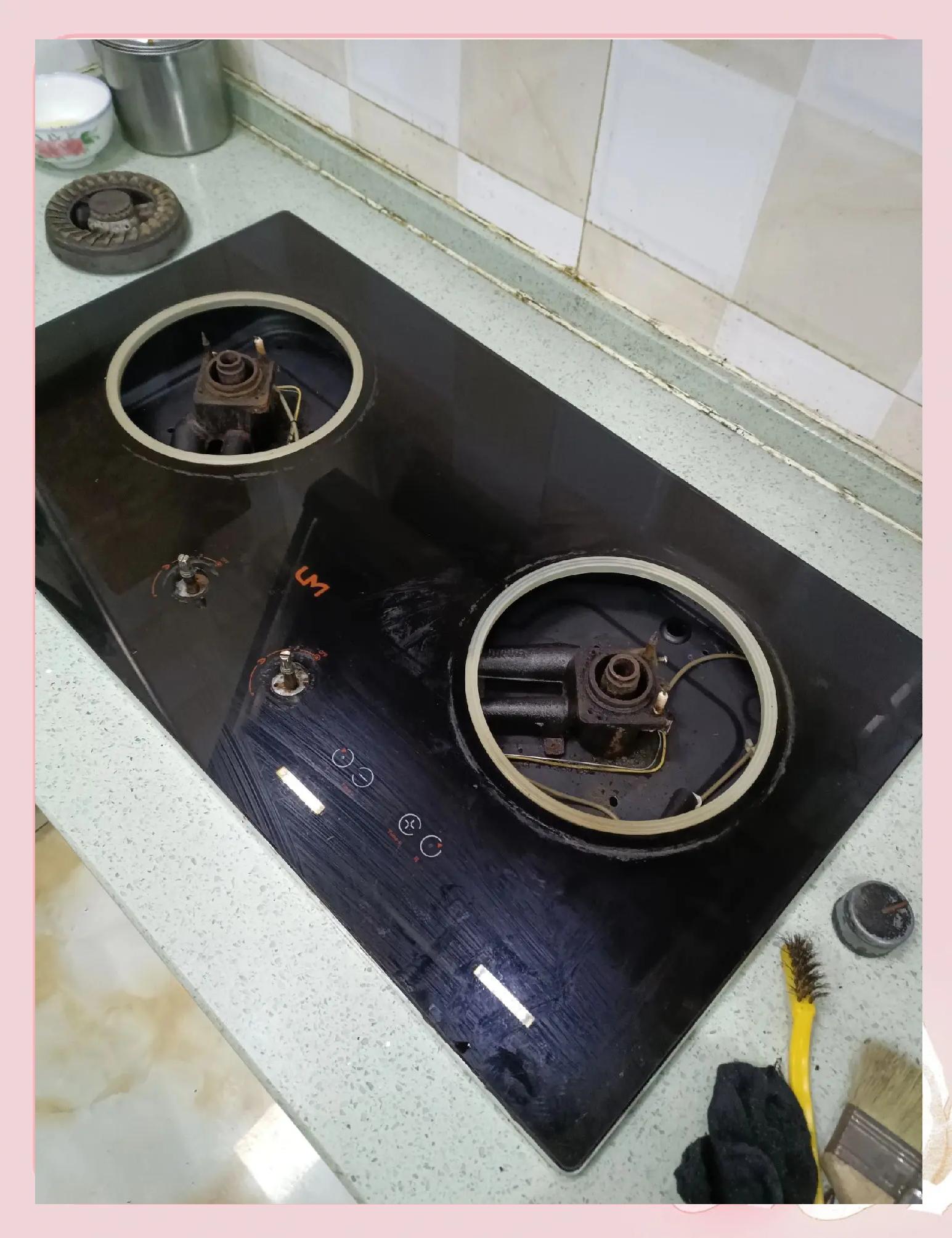 灶具维修 从脏到干净的变身记